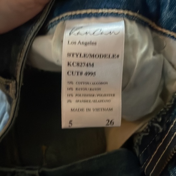 Womens kancan ankle cropped jeans with tears. Size 26 - Picture 3 of 4